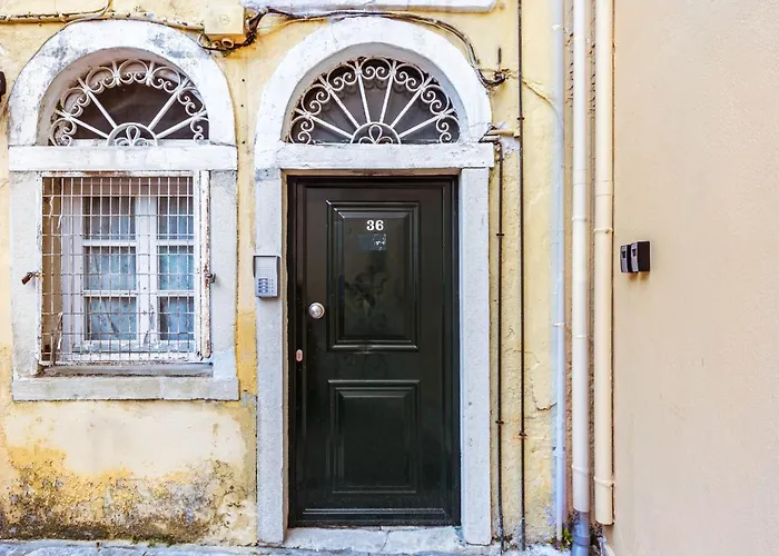Ionian Citizen * Corfu (city)