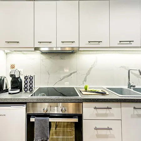 Ionian Citizen * Corfu (city)